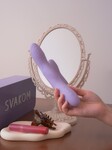Selena Интерактивный вибромассажёр с поступательными движениями и нагревом